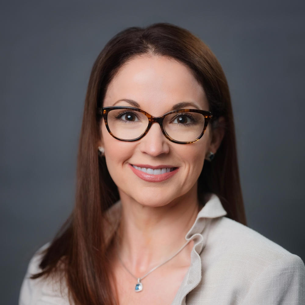 Headshot of Board Member Amanda Owens